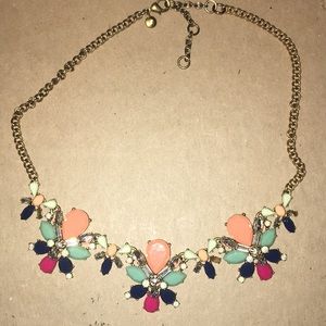 Statement necklace